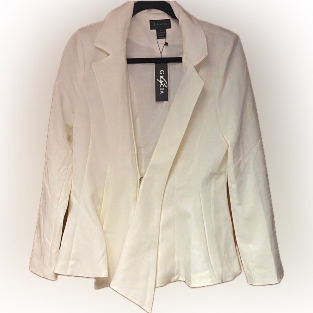 Gracia Women's White Blazer